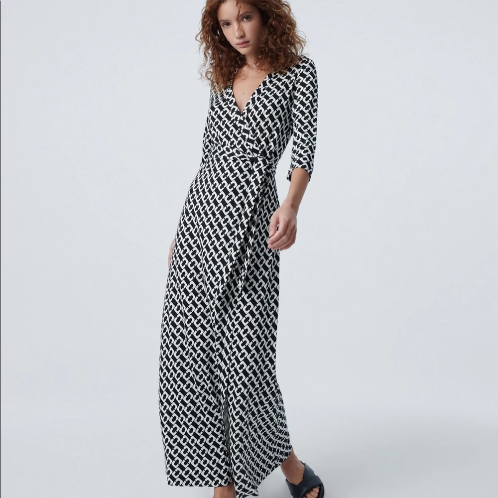 DVF long Abigail wrap dress. Size 2. New with tags. Sold out everywhere!